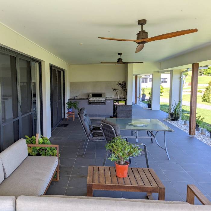 Pet and house sitting job in Dayboro, QLD 4521 - Job #436250